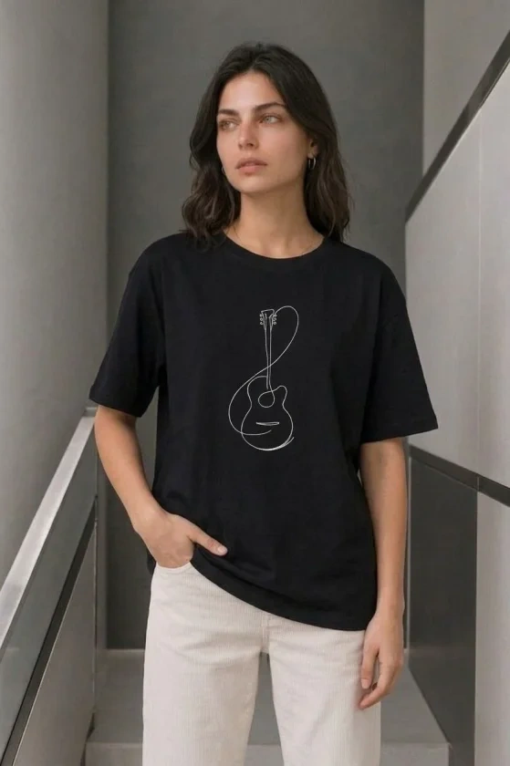 Minimal Gitar Baskılı Tişört T-Shirt Yazlık Kısa Kol Bisiklet Yaka T-Shirt - Siyah